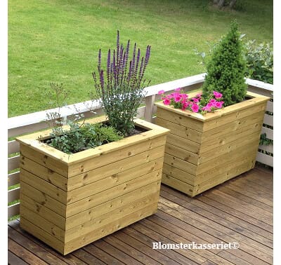 Blomsterkasser fra Blomsterkasseriet plantekasser terrassekasser kjeglegran surfina blomsterkasse plantekasse.jpg