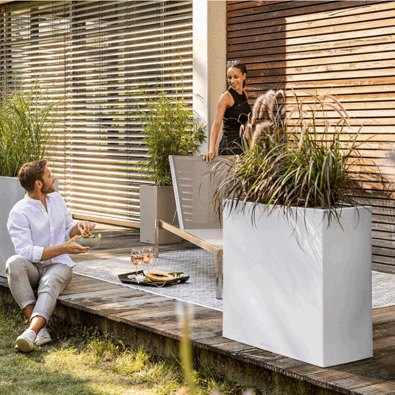 Canto Stone 80 blomsterkasse plantekasse lechuza romdeler plantevegg balkong terrasse hjul hvit grå sort svart.png