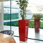 Cubico alto scarlet rød høy plantekrukke krukke blomsterpotte plantekasse hotel restaurant.png