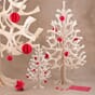 Lovi grantre julegran juletre tre bjørkefiner dekortre dekorasjon julekuler trefarge blomsterkasseriet 2 advent_1.jpg