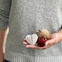 Lovi heart hjerte dekor interiør kjærlighet ornamenter julekuler mørkerød jul julepynt dekorasjon blomsterkasseriet.jpg