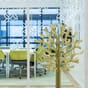lovi tre 135cm lysegrønn dekortre interiør kontorlandskap natur innendørs dekor blomsterkasseriet grønn.jpg