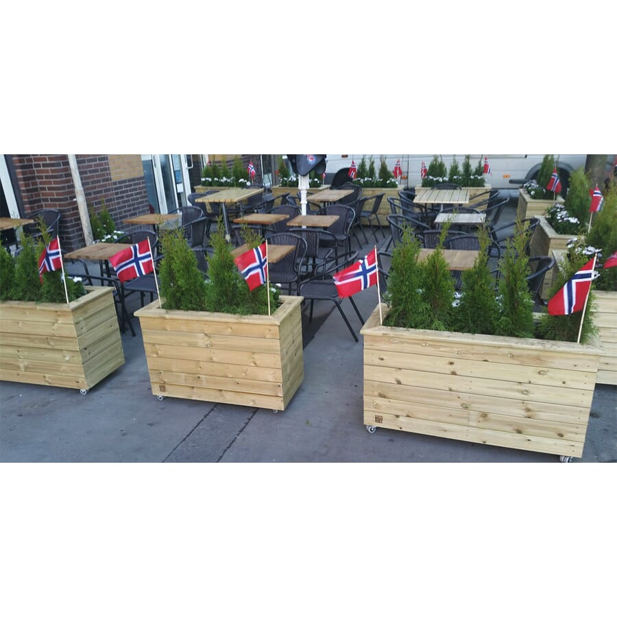 Isolert blomsterkasse plantekasse blomsterkasseriet uteservering impregnert furu plantekasser terrassekasse 3 balkong terrrasse sameie 22.jpg