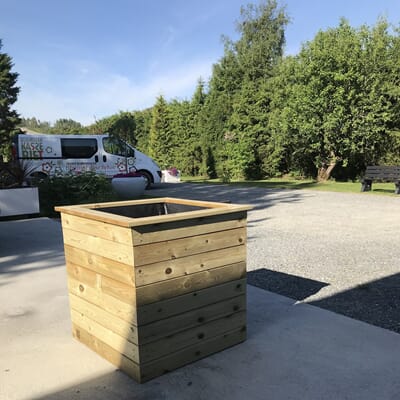 stor isolert blomsterkasse plantekasse blomsterkasser plantekasser isolerte blomsterkasseriet robust terrasse hage bymiljø sameie borettslag kommune 8