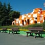 Piccadilly benk brun parkbenk utebenk bymiljø uterom park parkmiljø blomsterkasseriet vedlikeholdsfritt 33_1.jpg